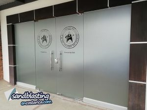 Sandblasting en vidrio - Soluciones informaticas del pacifico - con formas - precorte - plotter de corte